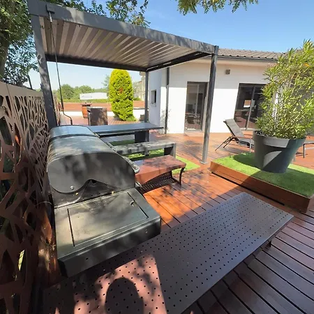 Vila Moderne Avec Piscine Privee Chauffee