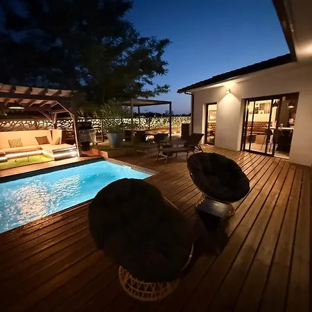 Moderne Avec Piscine Privee Chauffee Vila Artigues-près-Bordeaux