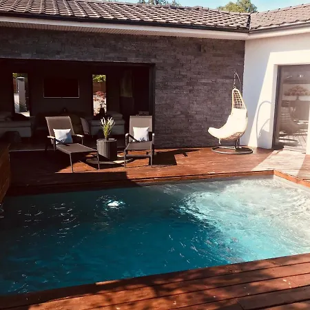 Vila Moderne Avec Piscine Privee Chauffee Artigues-près-Bordeaux