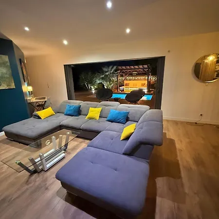 Vila Moderne Avec Piscine Privee Chauffee