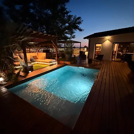 Moderne Avec Piscine Privee Chauffee * Artigues-près-Bordeaux