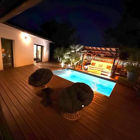 Moderne Avec Piscine Privee Chauffee *