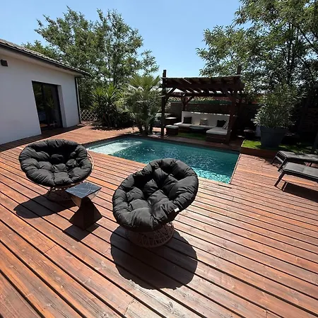 Moderne Avec Piscine Privee Chauffee Villa Artigues-près-Bordeaux